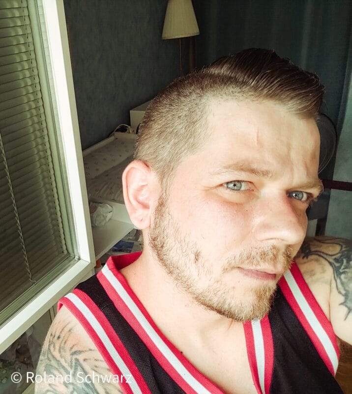 BlackBee OnlyFans Deutschland - @blackbee1010