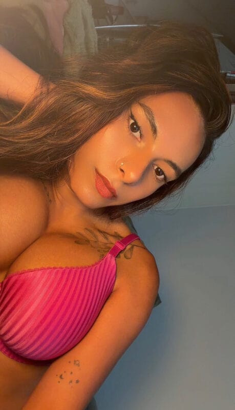 Myra OnlyFans Deutschland - @bustypetitemyra