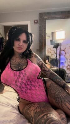 Goddess Karma OnlyFans Deutschland - @flykarmabird