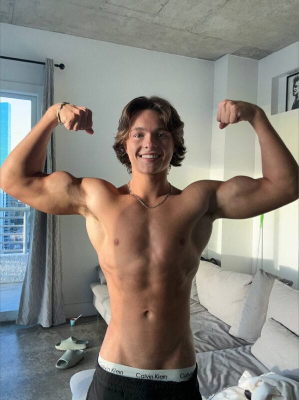 JackedVanderZander OnlyFans Deutschland - @jackedvanderzander