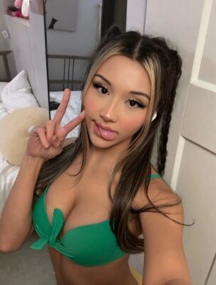 Kat 20y o Wasian OnlyFans Deutschland - @kittiesbitties